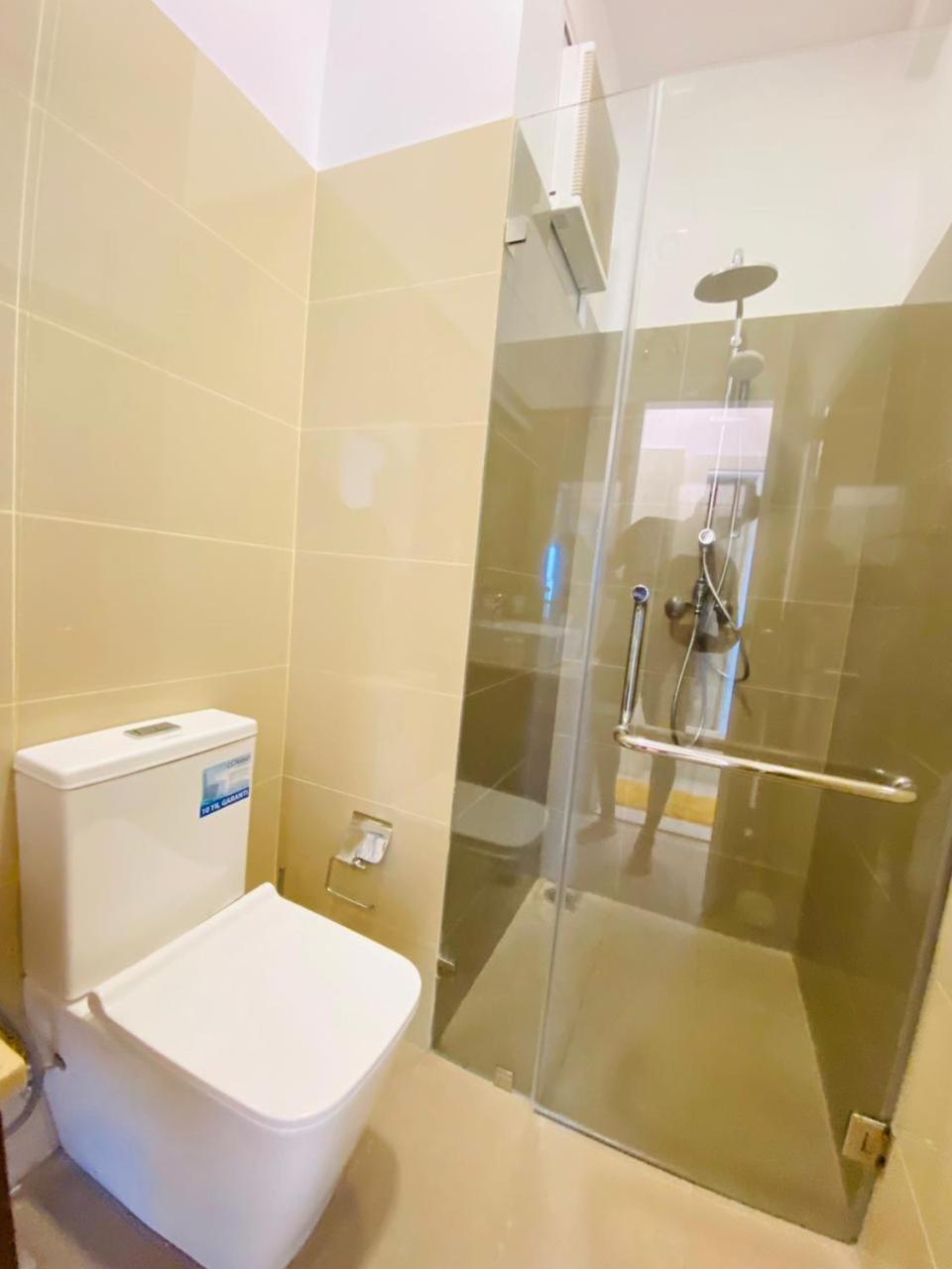 Ocean Breeze - Udaya Luxury Apartments Negombo Exterior photo